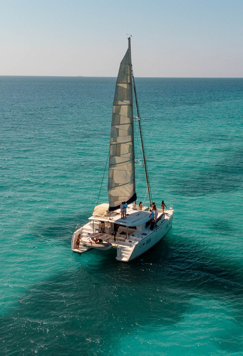 Xem 3 Luxury Lagoon 400 Catamaran Charter in Cartagena - Cartagena Day Tours