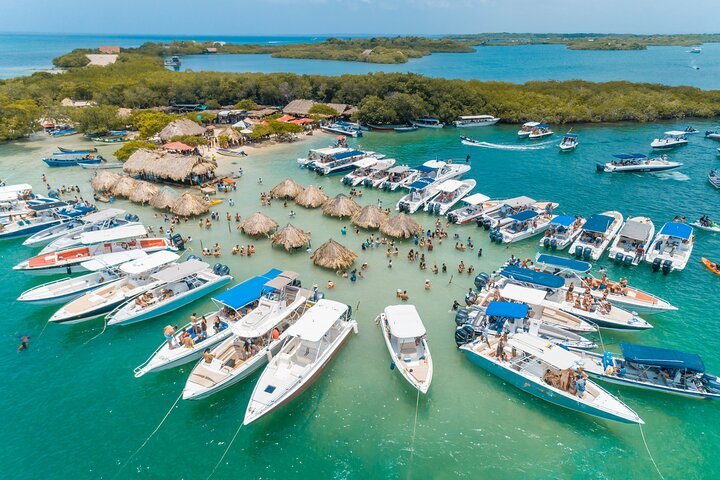 Private Boat Rental in Cartagena — Charter to the Islands 2026 - Cartagena Day Tours