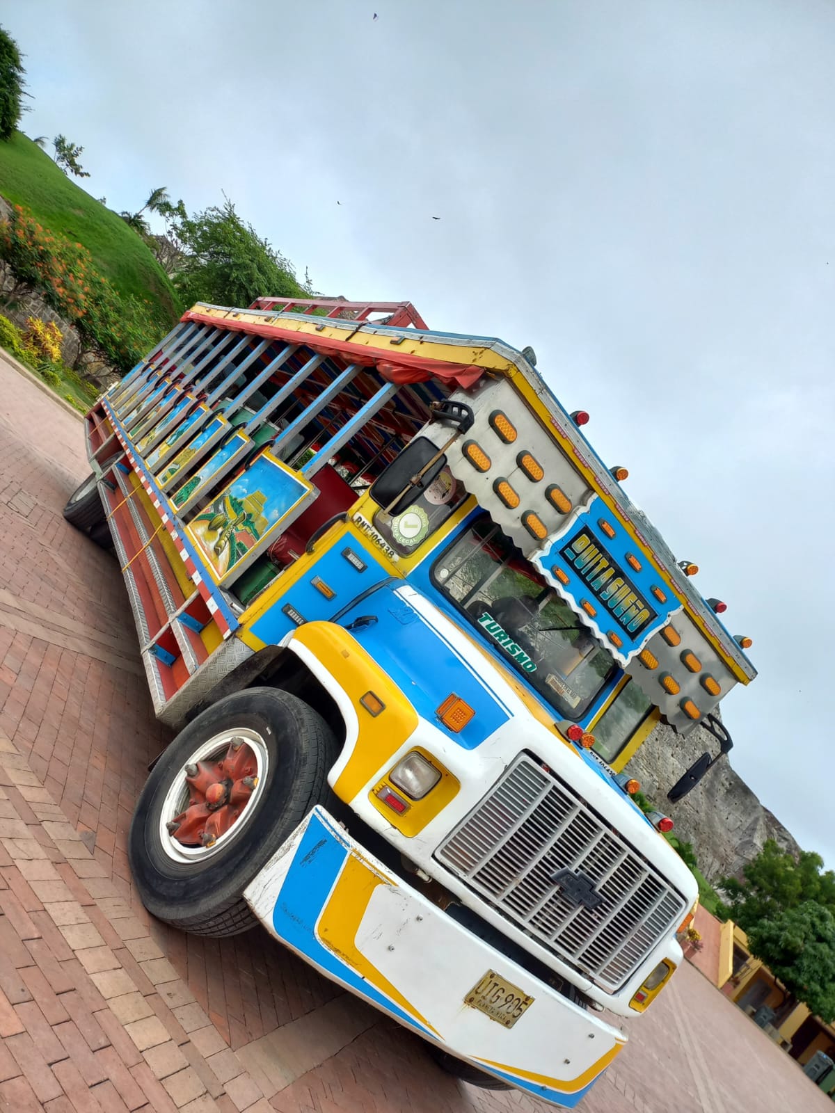 City Tour Cartagena em Chiva Tradicional