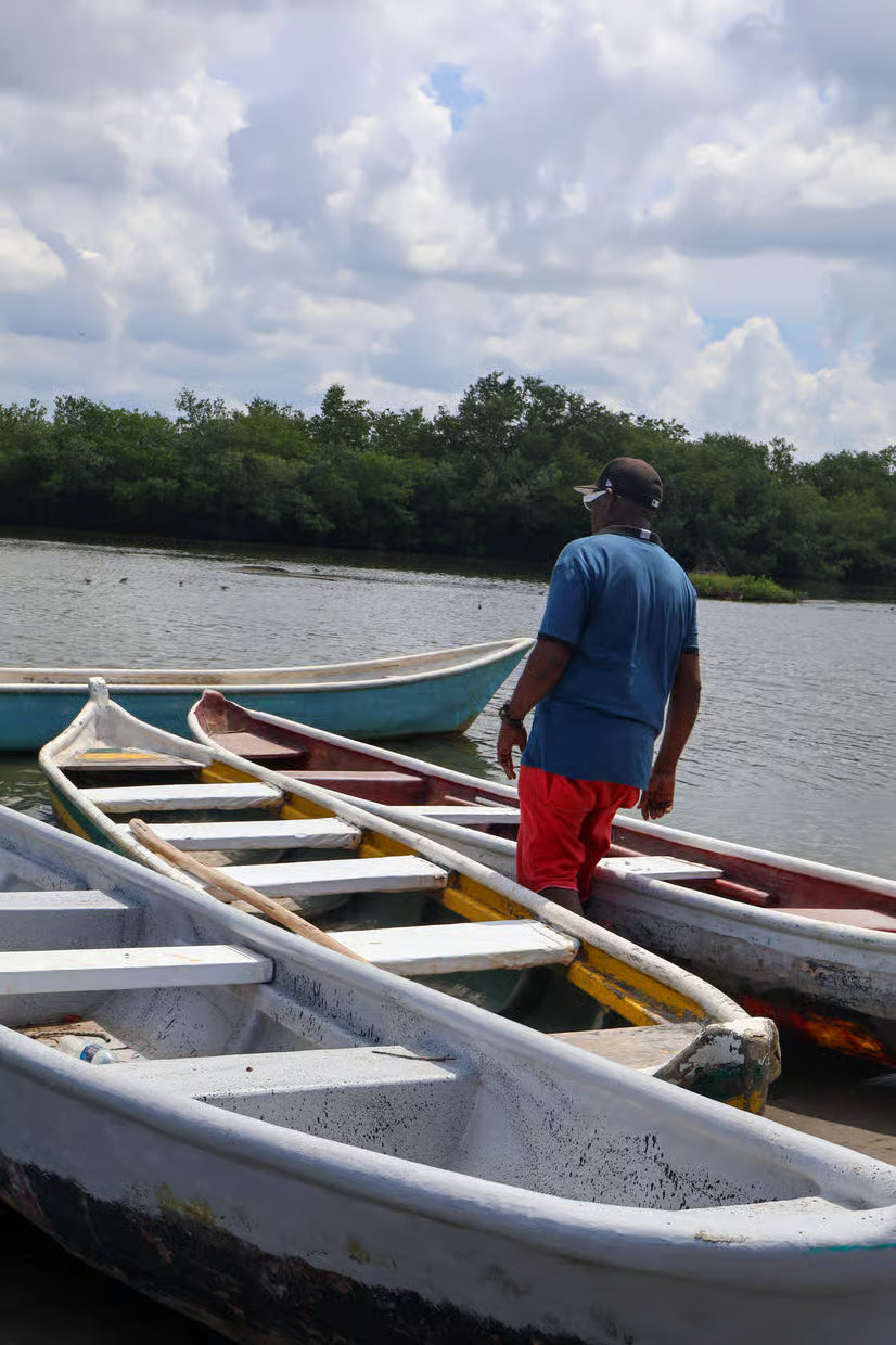 Mangrove Fishing Tour in Cartagena: Canoe Ride & Local Culture