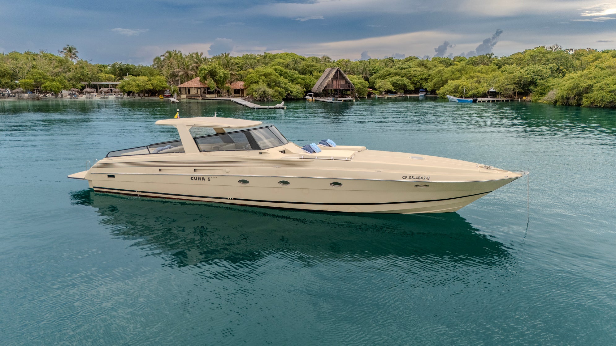 La Cuña I – Cherokee 60FT Luxury Yacht Charter Cartagena