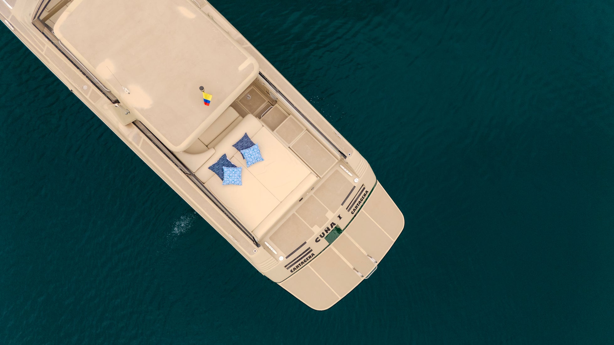 La Cuña I – Cherokee 60FT Luxury Yacht Charter Cartagena