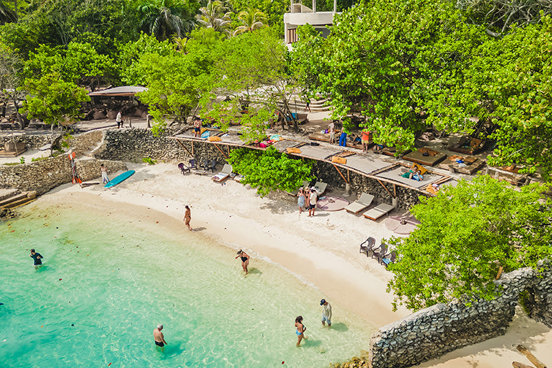 Paue Beach Lounge – Rosario Islands Day Pass