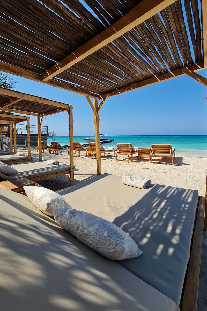 Rosario Beach Club – Lunch & Water Activities Day Pass