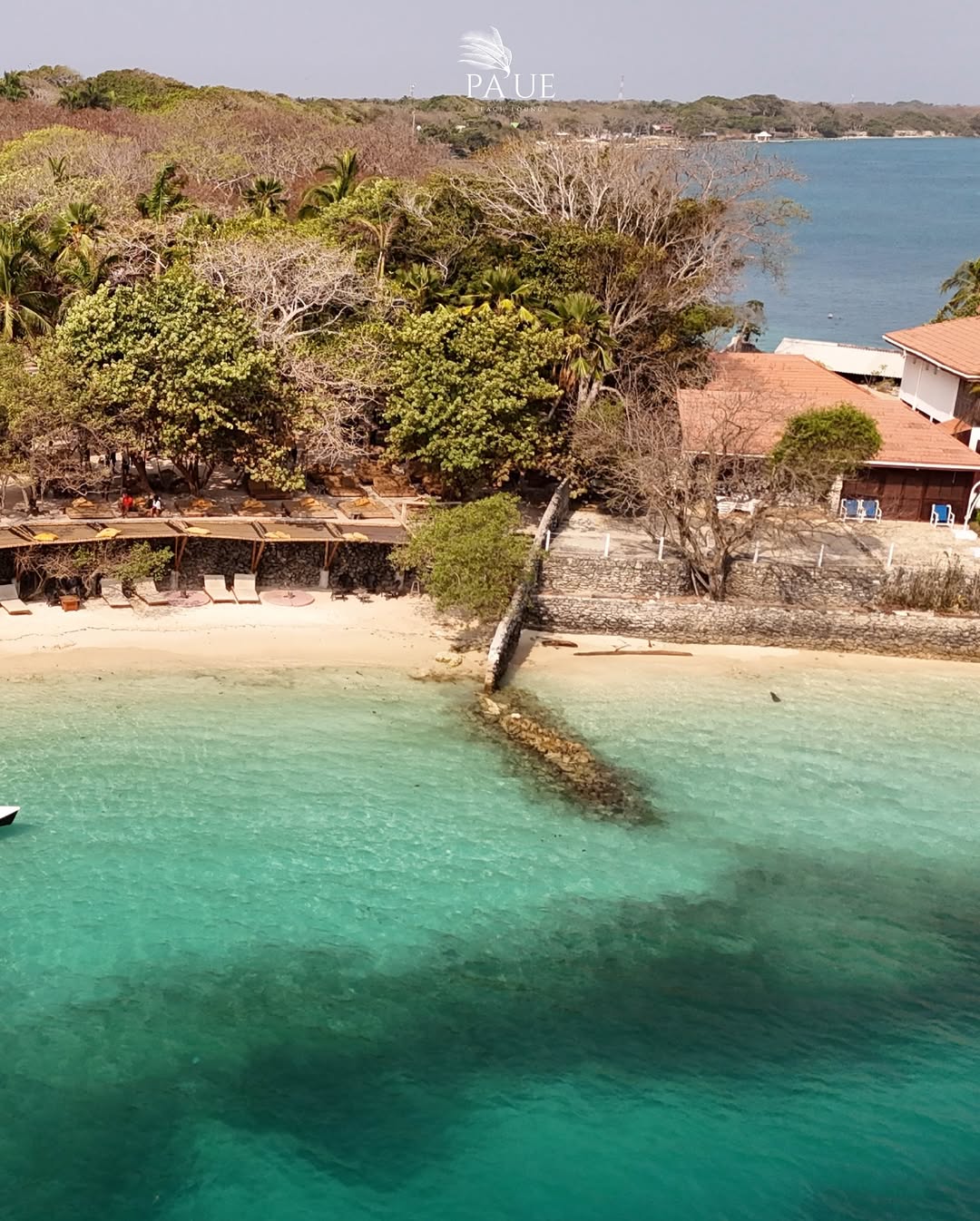 Paue Beach Lounge – Rosario Islands Day Pass