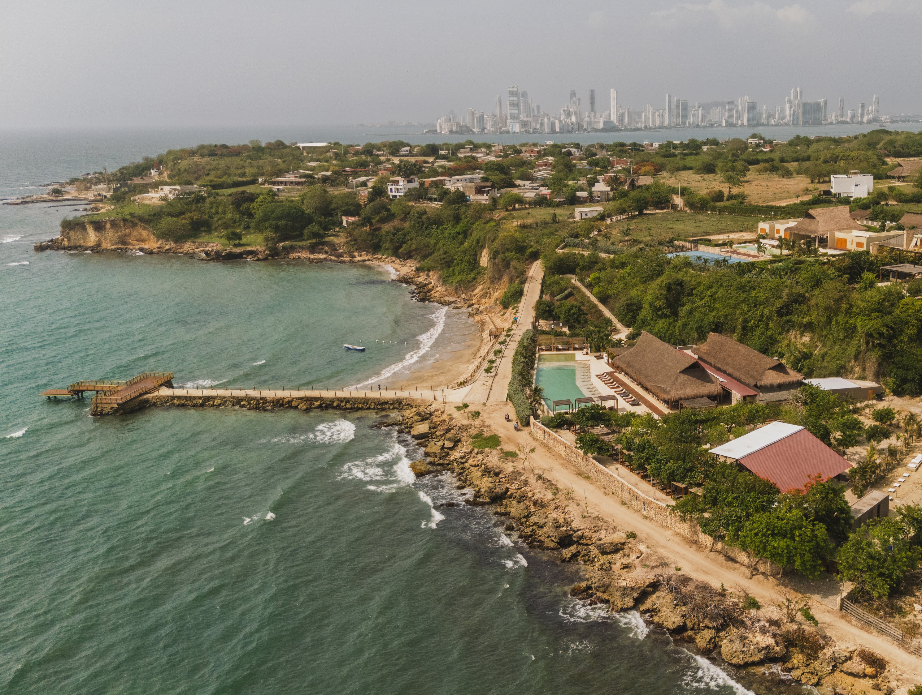 Lázuli Coast Club – Luxury Day Pass, Tierra Bomba