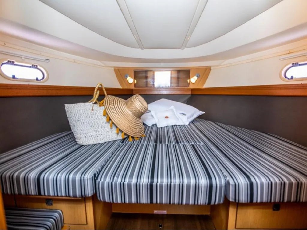 Ambar II Yacht Rental in Cartagena - Cartagena Day Tours