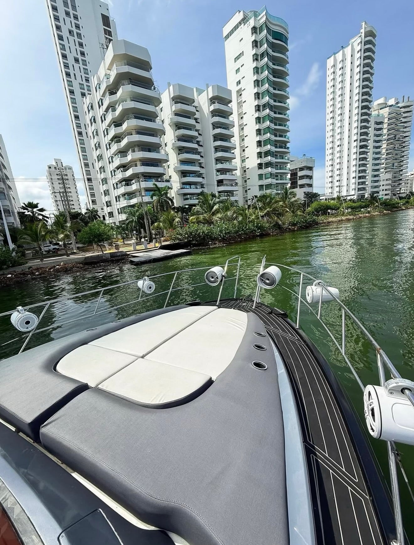 Ambar II Yacht Rental in Cartagena - Cartagena Day Tours
