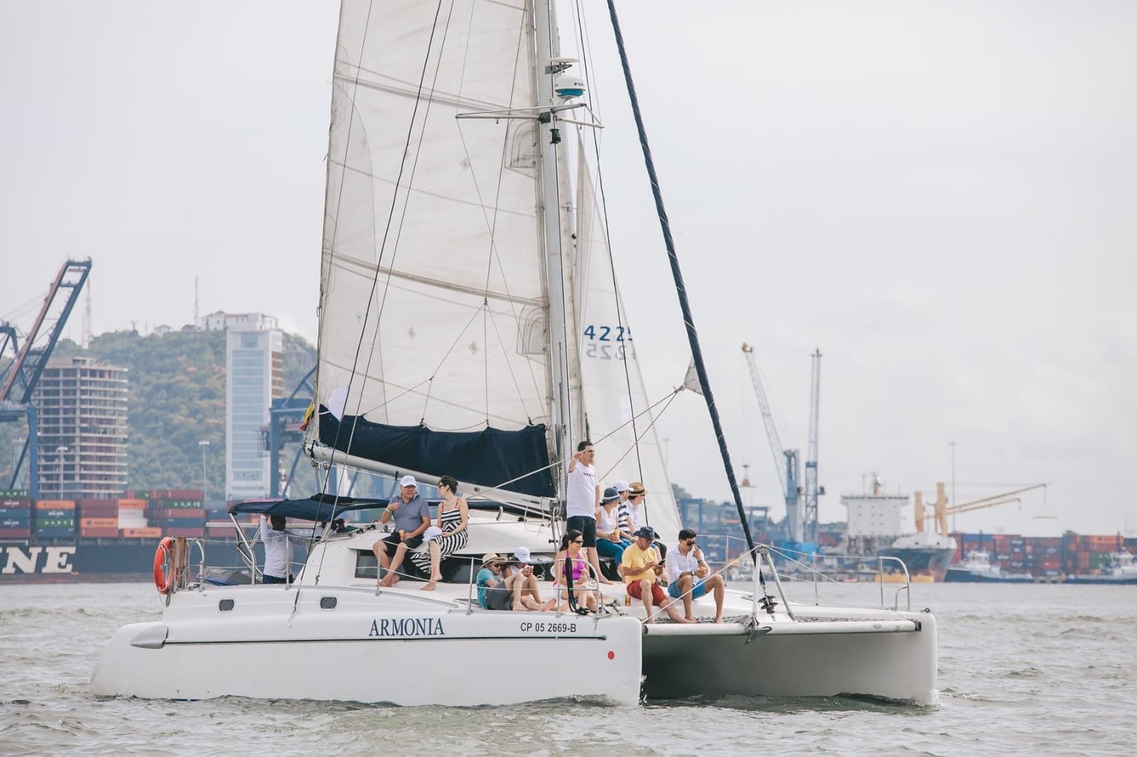 Armonía Luxury Sailing Catamaran 36’ | Private Catamaran Cartagena - Cartagena Day Tours