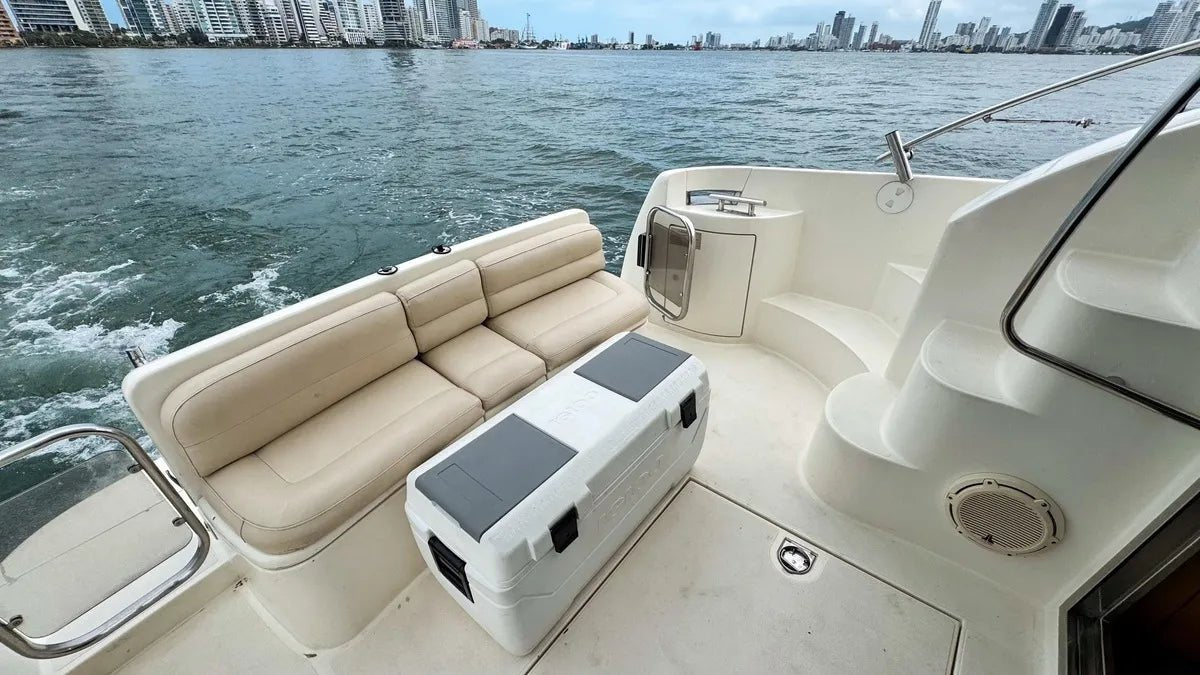 Azimut Pato Golden Beach Yacht Rental in Cartagena - Cartagena Day Tours