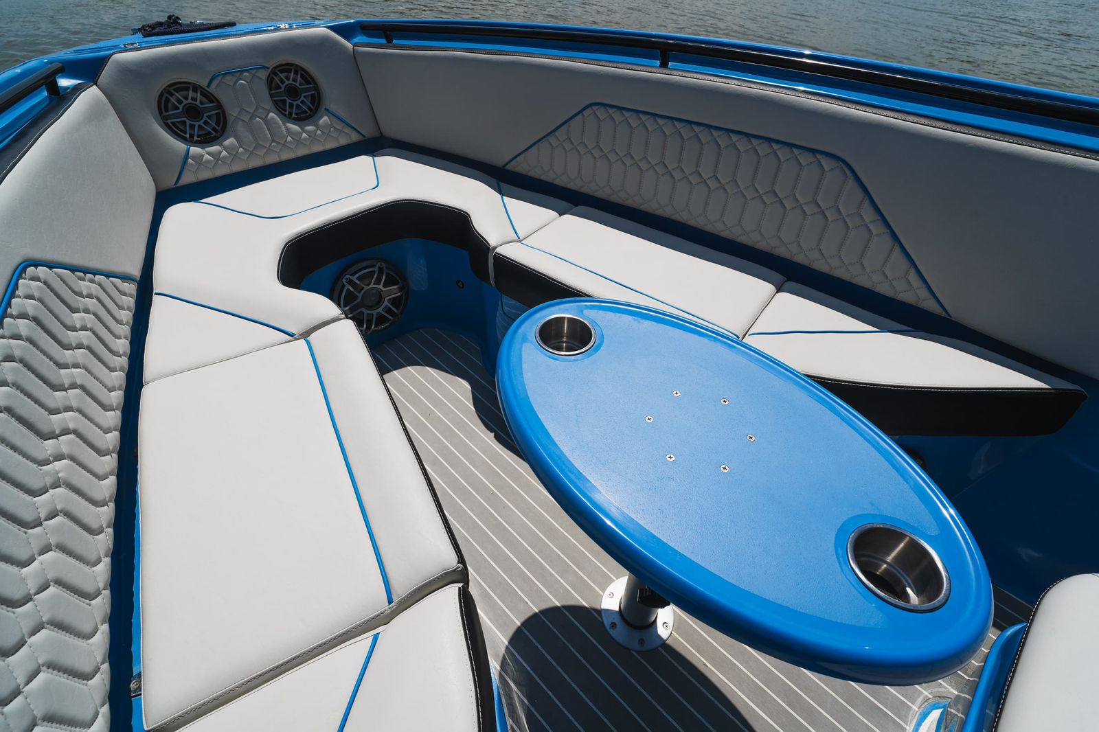 Blue Wave 29' Center Console Boat Rental | Private Rosario Islands Charter - Cartagena Day Tours