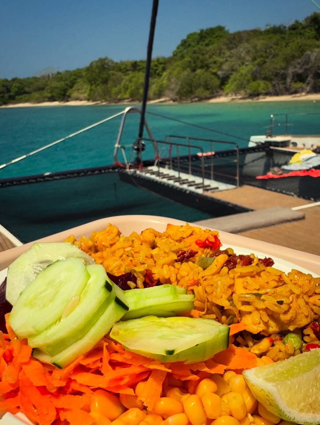 Bonavida Luxury Catamaran — Rosario Islands Day Cruise - Cartagena Day Tours