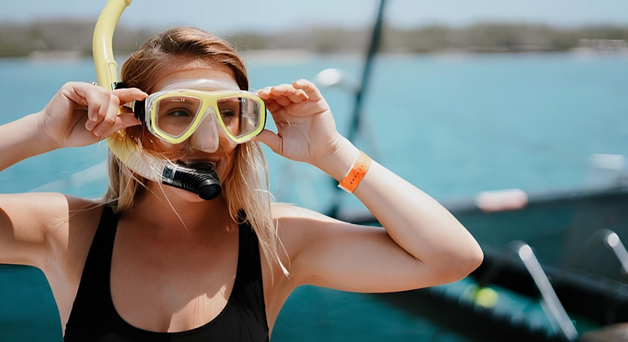 Bonavida Luxury Catamaran — Rosario Islands Day Cruise - Cartagena Day Tours