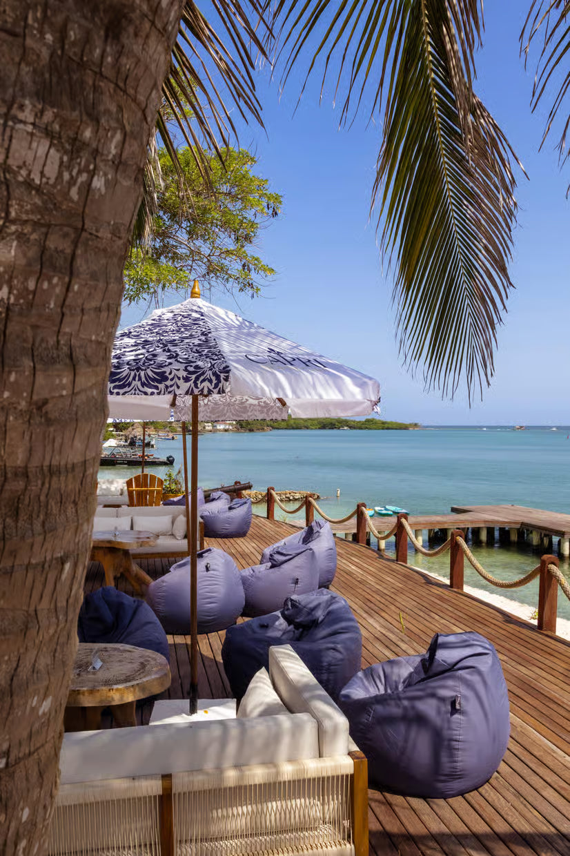 Capri Beach Club – Luxury Day Pass, Rosario Islands Cartagena - Cartagena Day Tours