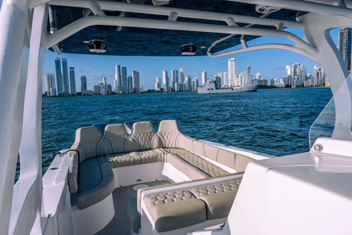 Charlie Bravo 41 Speedboat Charter in Cartagena - Cartagena Day Tours