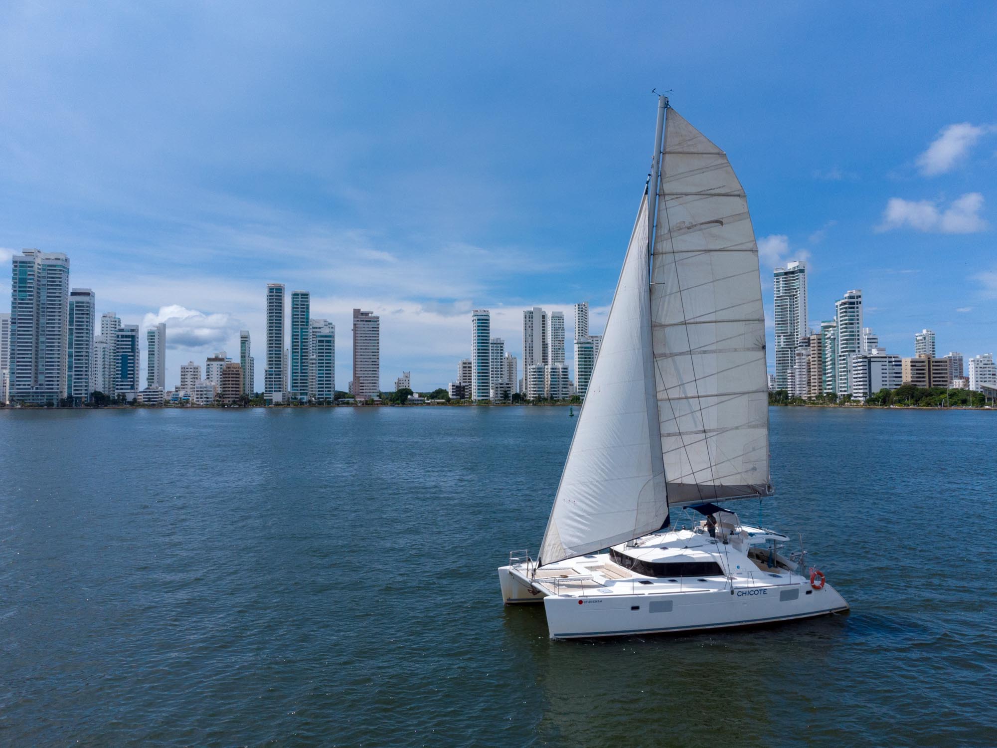 Chicote Luxury Lagoon 440 Catamaran Charter in Cartagena - Cartagena Day Tours