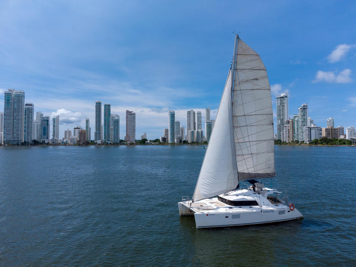 Chicote Luxury Lagoon 440 Catamaran Charter in Cartagena - Cartagena Day Tours