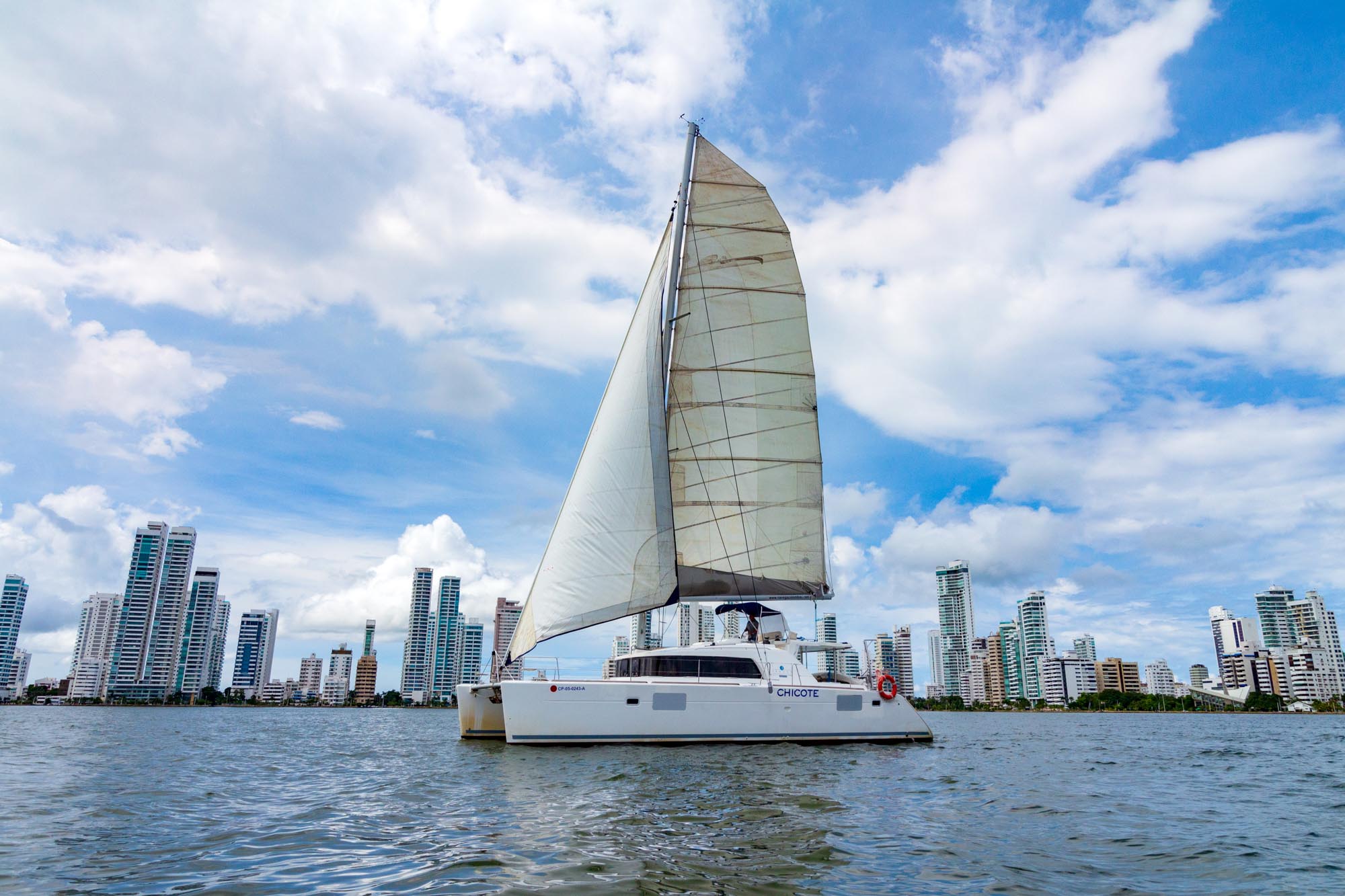 Chicote Luxury Lagoon 440 Catamaran Charter in Cartagena - Cartagena Day Tours