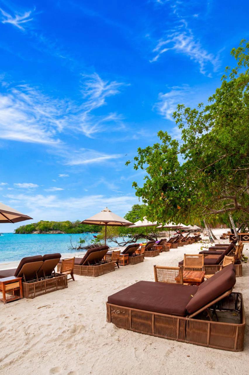 Cocoa Beach Club Day Pass – Rosario Islands, Cartagena - Cartagena Day Tours