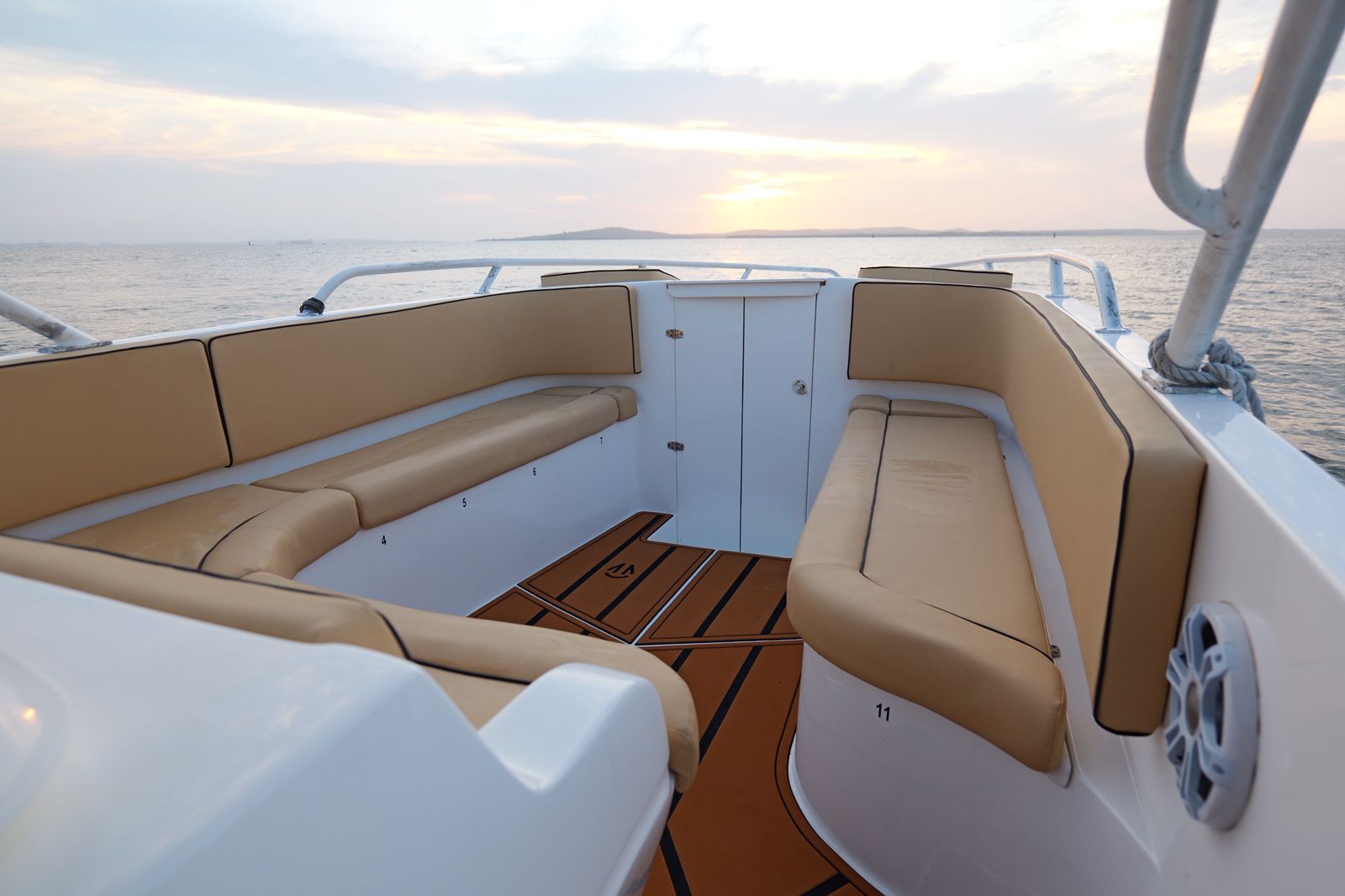 Don Vitola | Premium Private Boat Charter Cartagena (Up to 20 Guests) - Cartagena Day Tours
