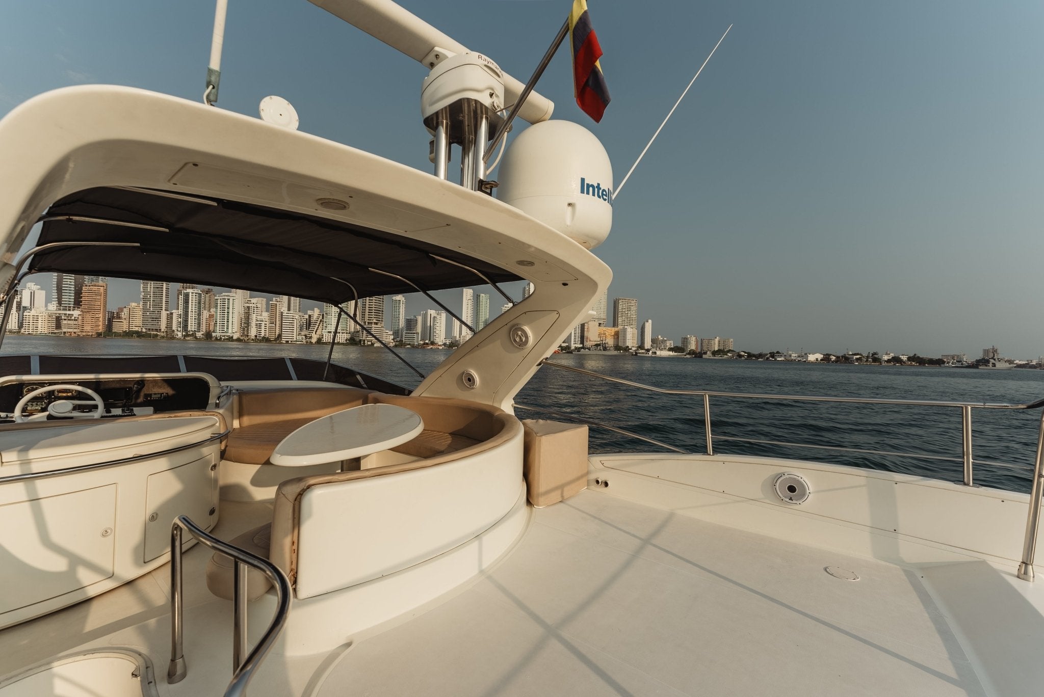 Free Land · Azimut 55 Ft Yacht Charter in Cartagena - Cartagena Day Tours