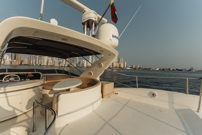 Free Land · Azimut 55 Ft Yacht Charter in Cartagena - Cartagena Day Tours