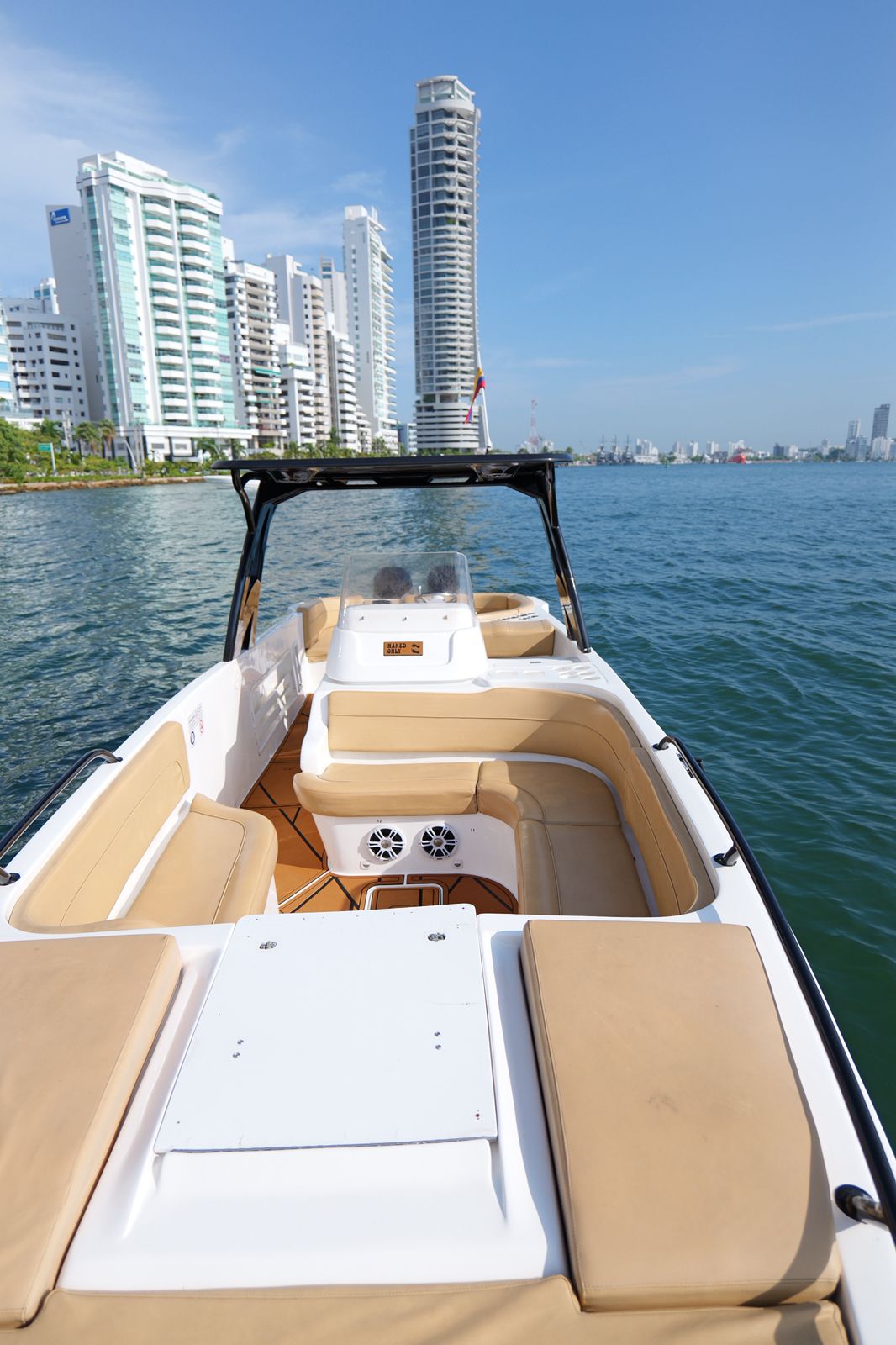 Happsea Shine | Modern Private Boat Charter Cartagena (Up to 20 Guests) - Cartagena Day Tours