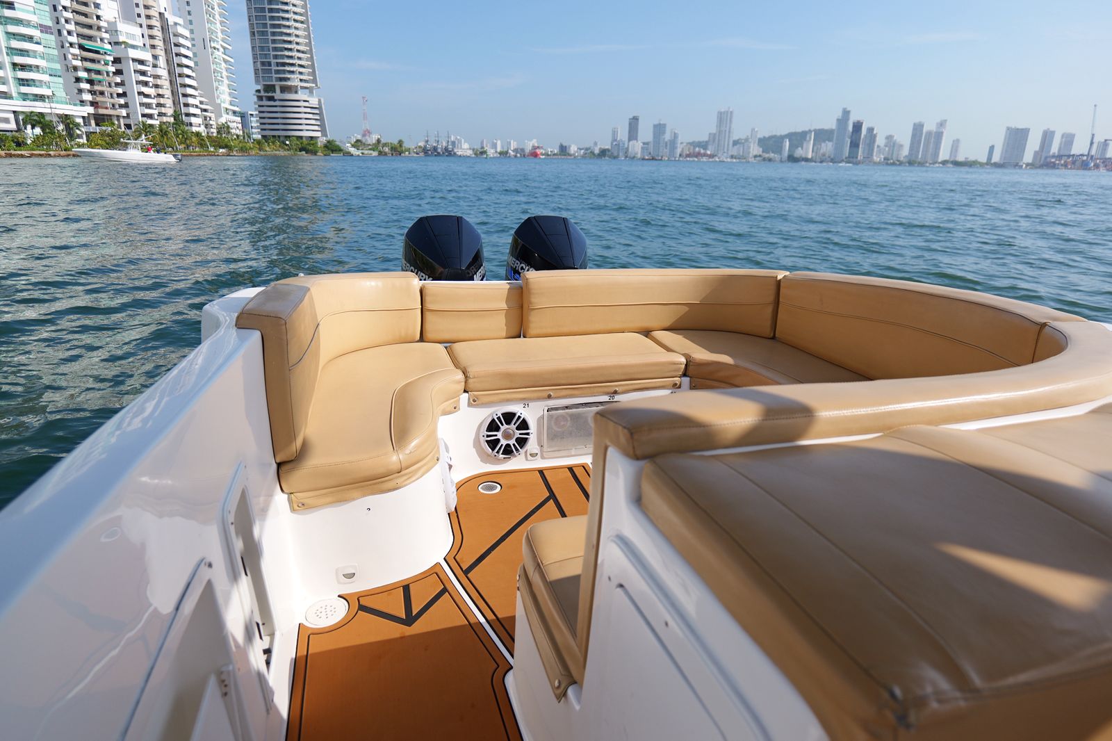 Happsea Shine | Modern Private Boat Charter Cartagena (Up to 20 Guests) - Cartagena Day Tours