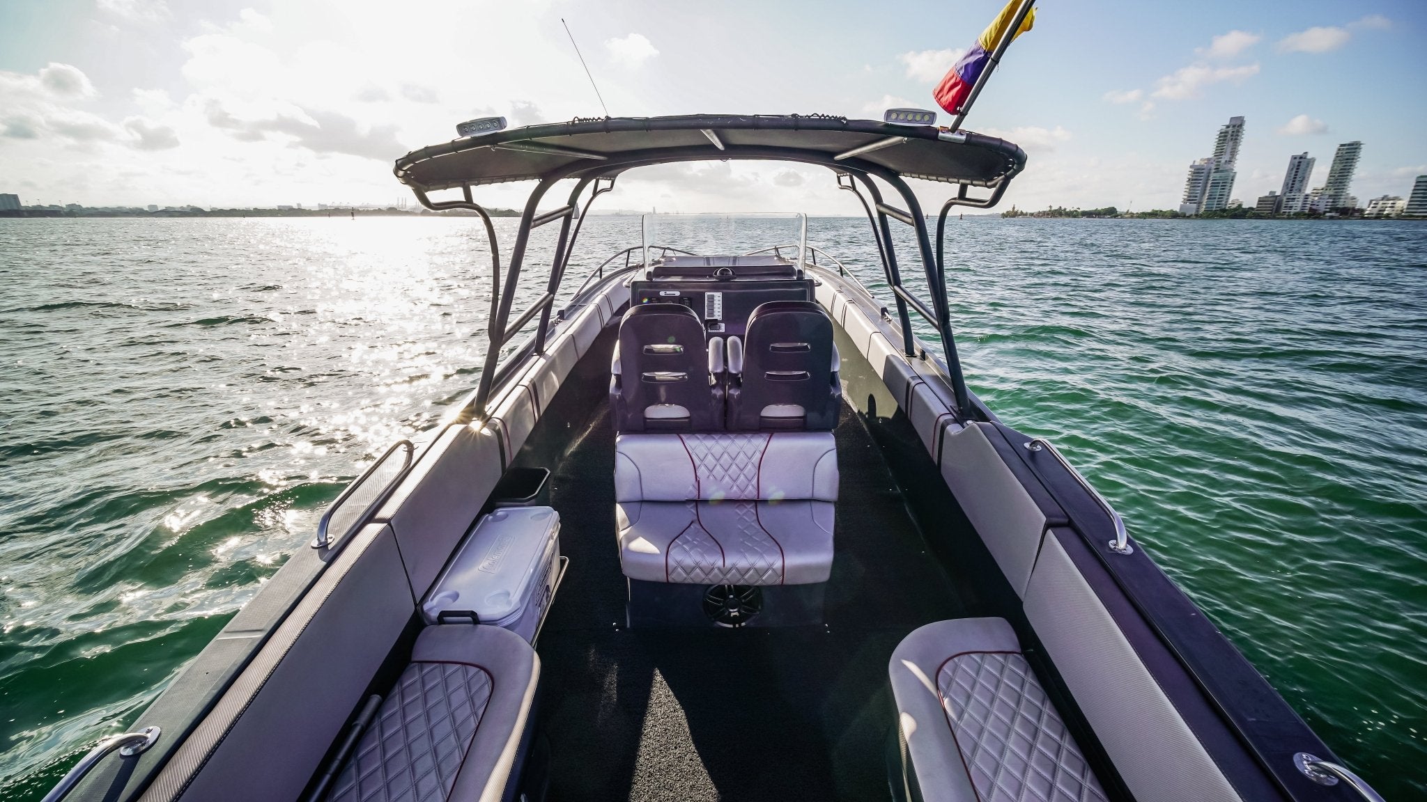 Harb Firpol 42 Speedboat Charter in Cartagena - Cartagena Day Tours