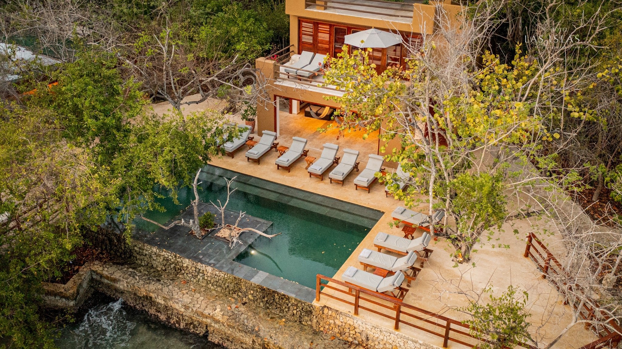 Hotel Las Islas — Luxury Day Pass, Isla Barú - Cartagena Day Tours