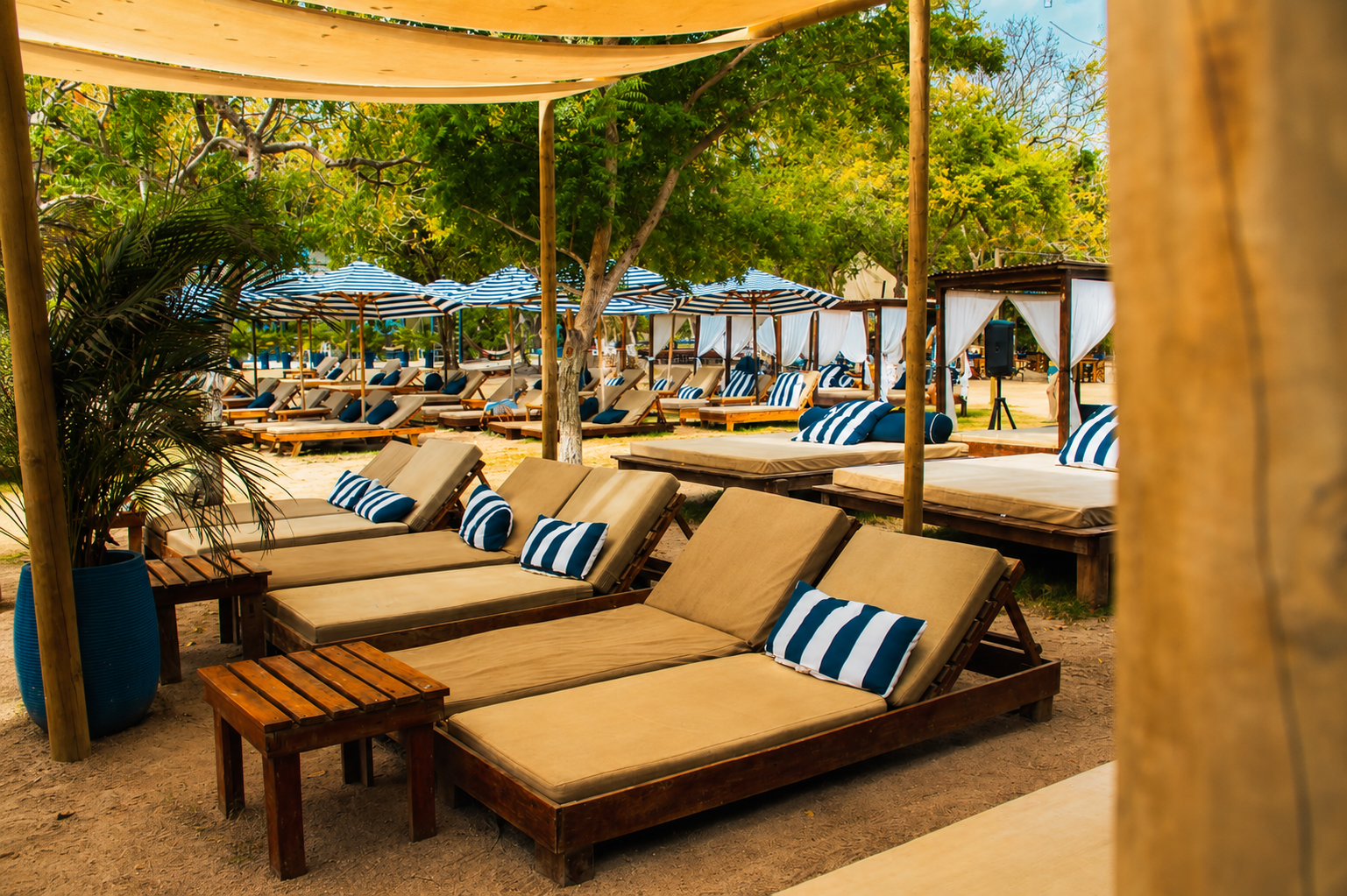 Isla Bela – Best Value Beach Club, Rosario Islands Cartagena - Cartagena Day Tours