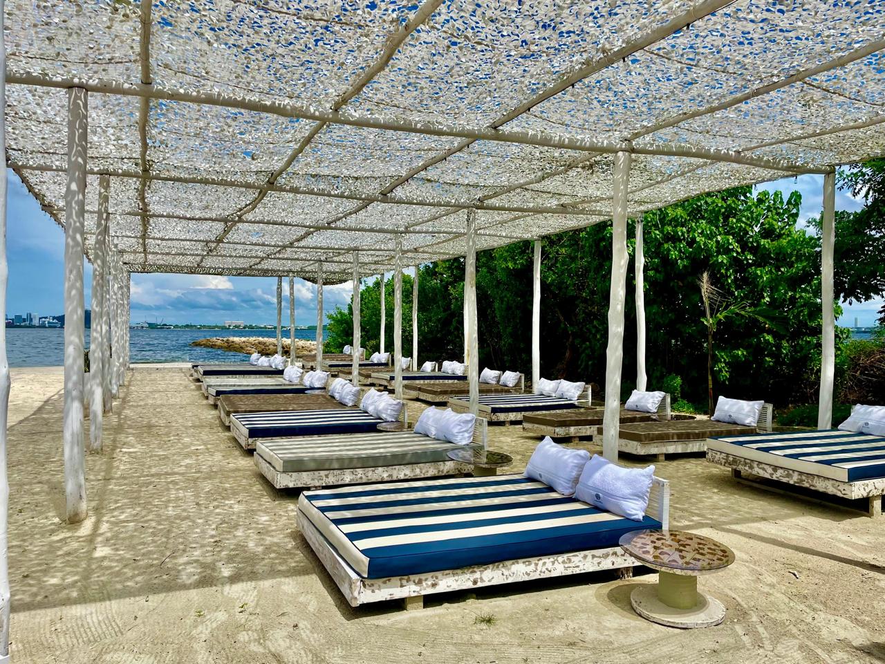 Kabanna Beach Club – Open Bar & Nightlife, Tierra Bomba Cartagena - Cartagena Day Tours