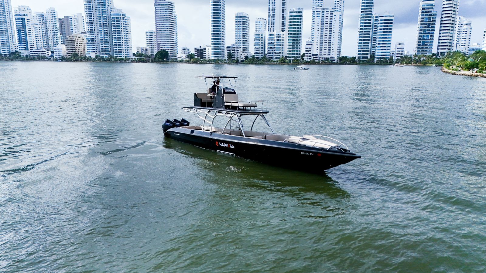 Large Group Boat Charter Cartagena (Up to 40 Guests) - Cartagena Day Tours