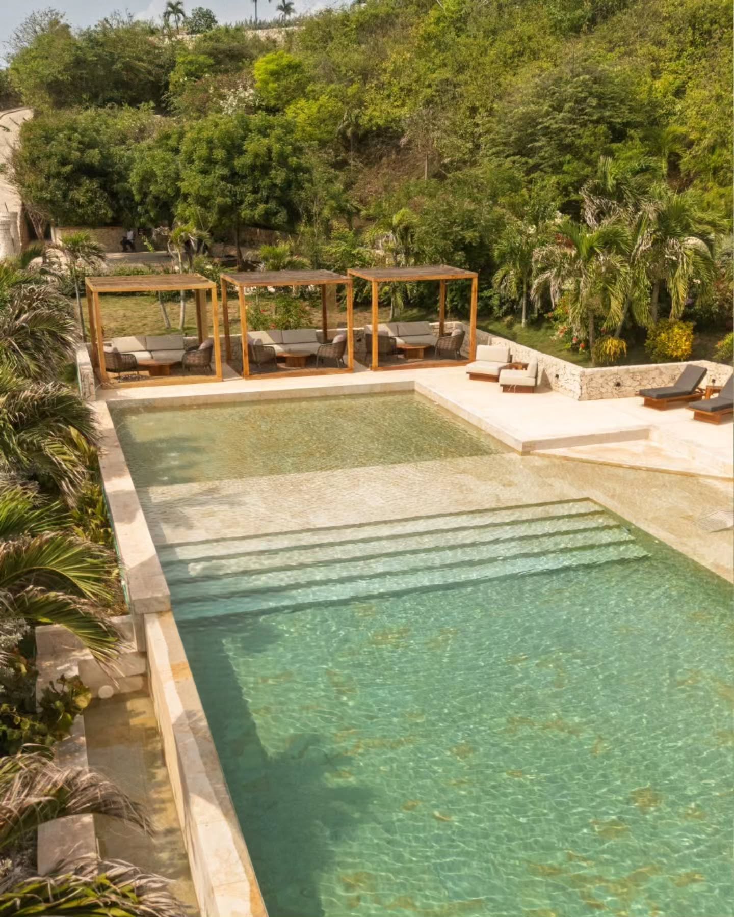 Lázuli Coast Club – Luxury Day Pass, Tierra Bomba
