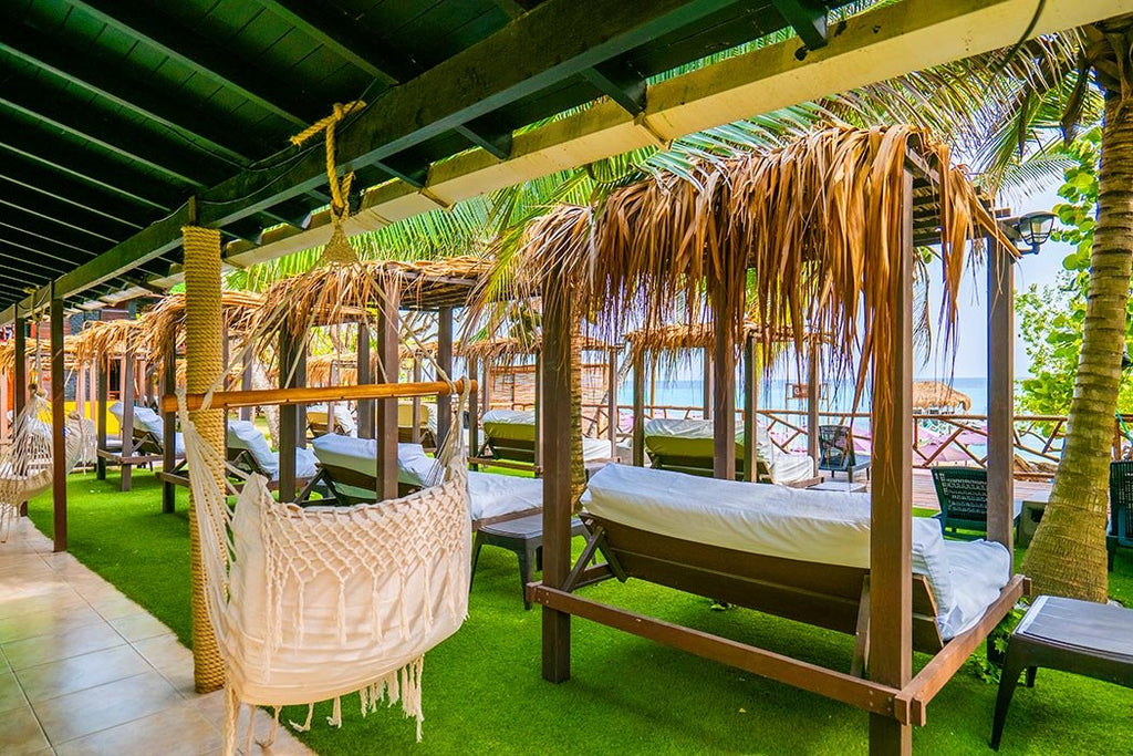 Luxury Beach Club – Premium Day Pass, Rosario Islands Cartagena - Cartagena Day Tours
