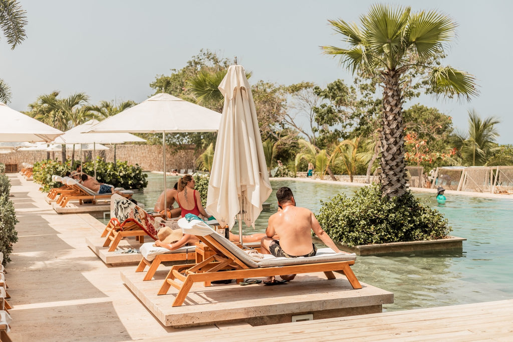 Makani Luxury Beach Club – Tierra Bomba Island, Cartagena - Cartagena Day Tours