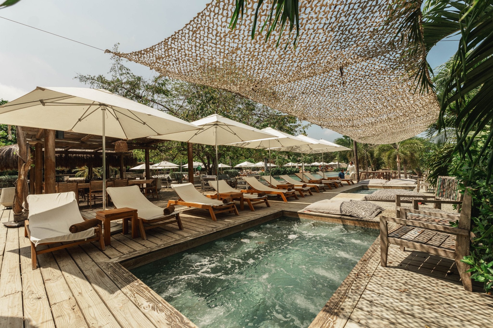 Makani Luxury Beach Club – Tierra Bomba Island, Cartagena - Cartagena Day Tours