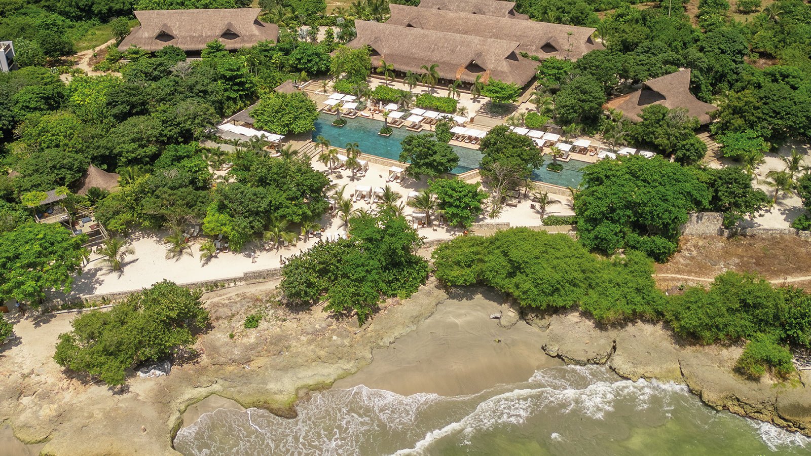 Makani Luxury Beach Club – Tierra Bomba Island, Cartagena - Cartagena Day Tours