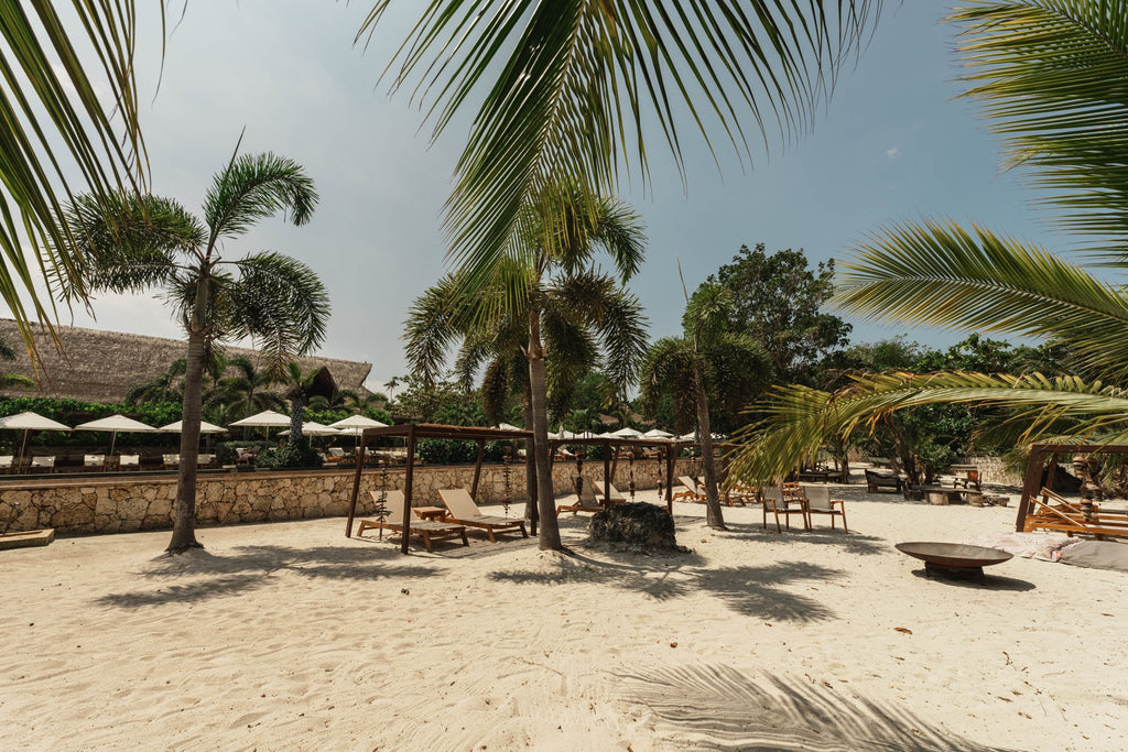 Makani Luxury Beach Club – Tierra Bomba Island, Cartagena - Cartagena Day Tours