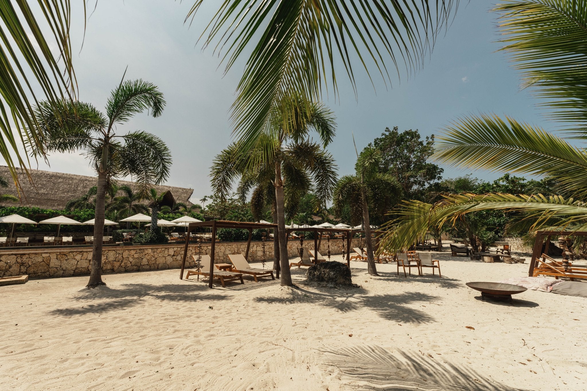 Makani Luxury Beach Club – Tierra Bomba Island, Cartagena - Cartagena Day Tours