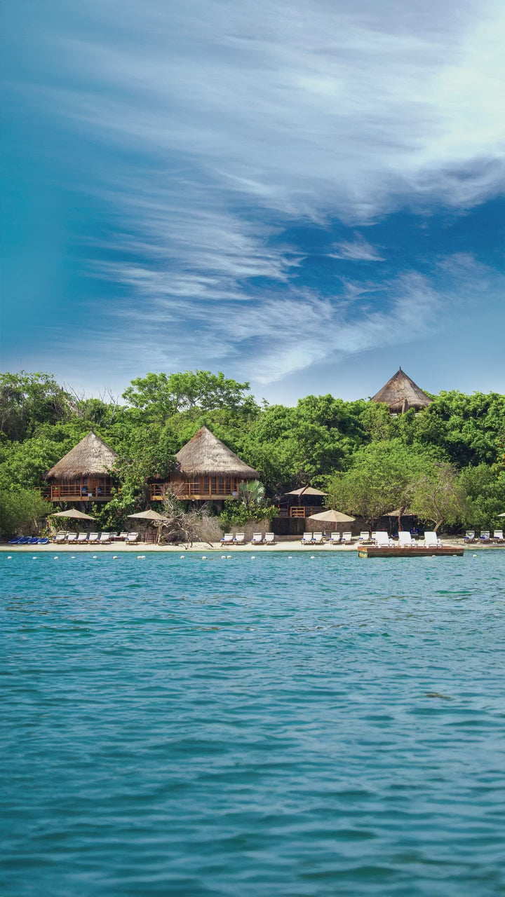 Hotel Las Islas — Luxury Day Pass, Isla Barú