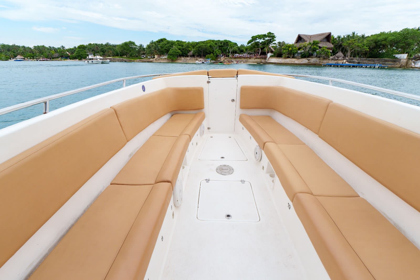Savi | Large Group Private Boat Charter Cartagena (Up to 27 Guests) - Cartagena Day Tours