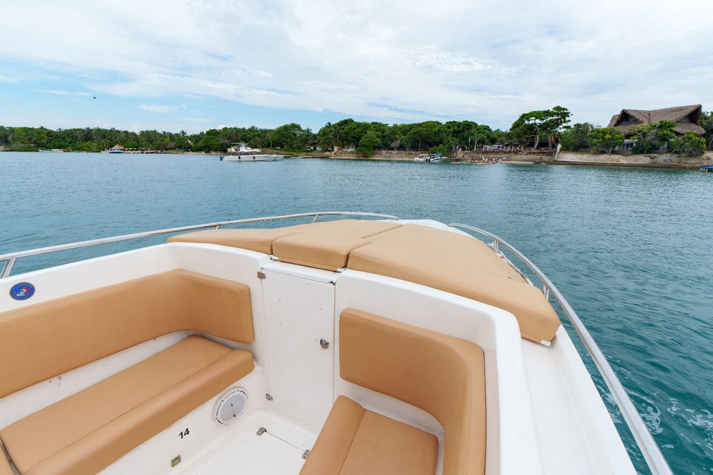 Savi | Large Group Private Boat Charter Cartagena (Up to 27 Guests) - Cartagena Day Tours