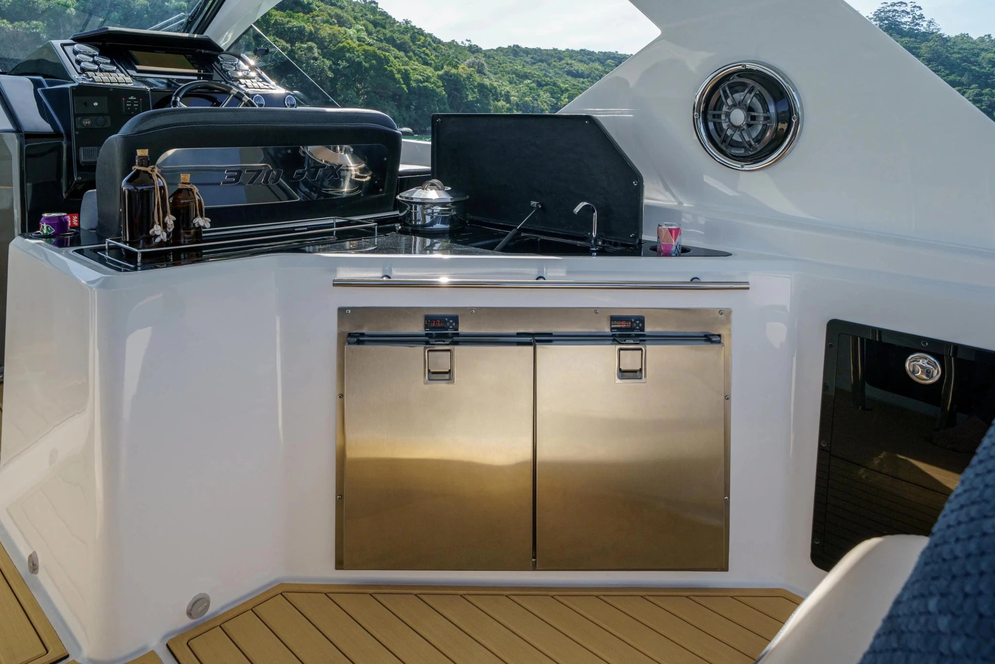 Serenity One Yacht Rental in Cartagena - Cartagena Day Tours