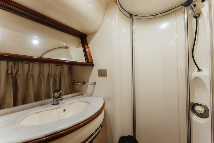 Sky Land · Azimut 62 Ft Yacht Charter in Cartagena - Cartagena Day Tours