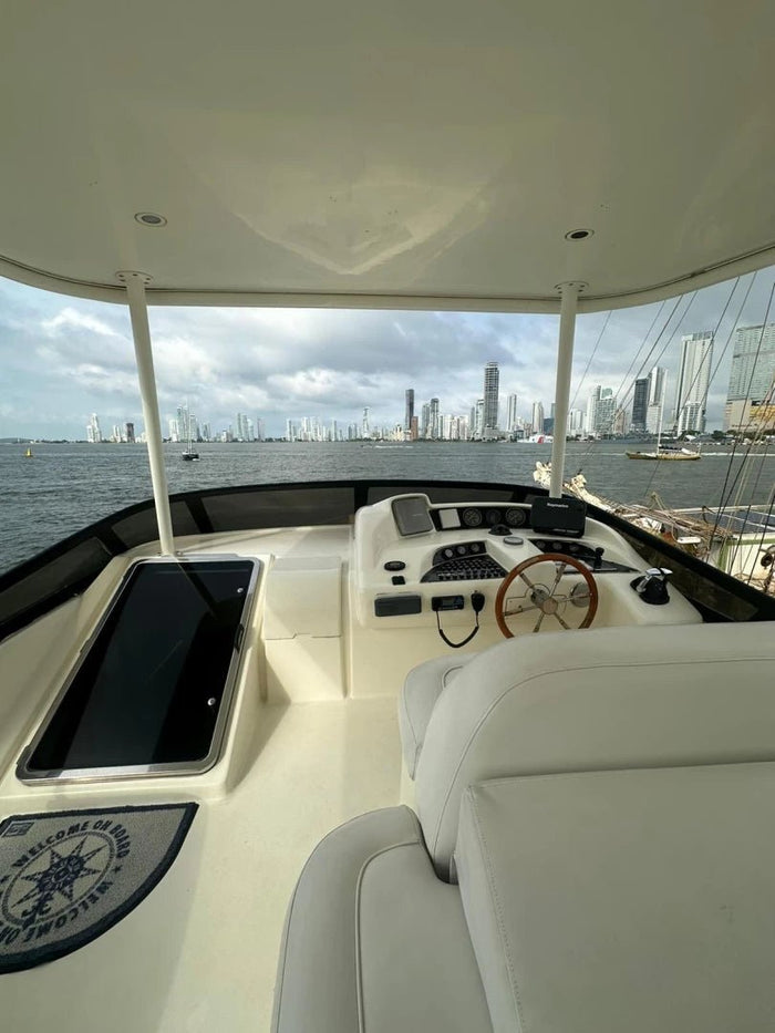 Star Land · Azimut 70 Ft Yacht Charter in Cartagena - Cartagena Day Tours