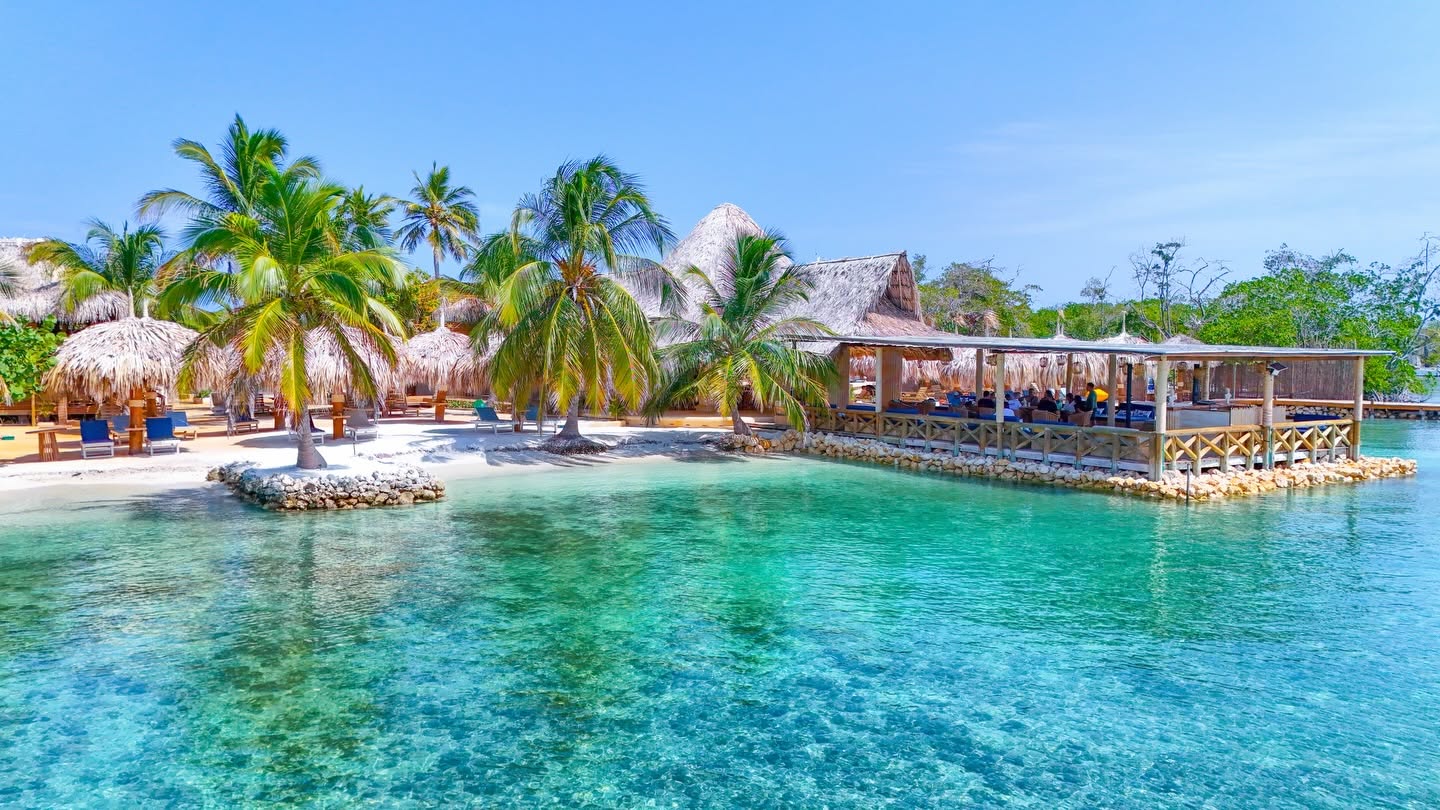 Tritonia Beach Club | Isla Tintipán Day Trip from Cartagena - Cartagena Day Tours