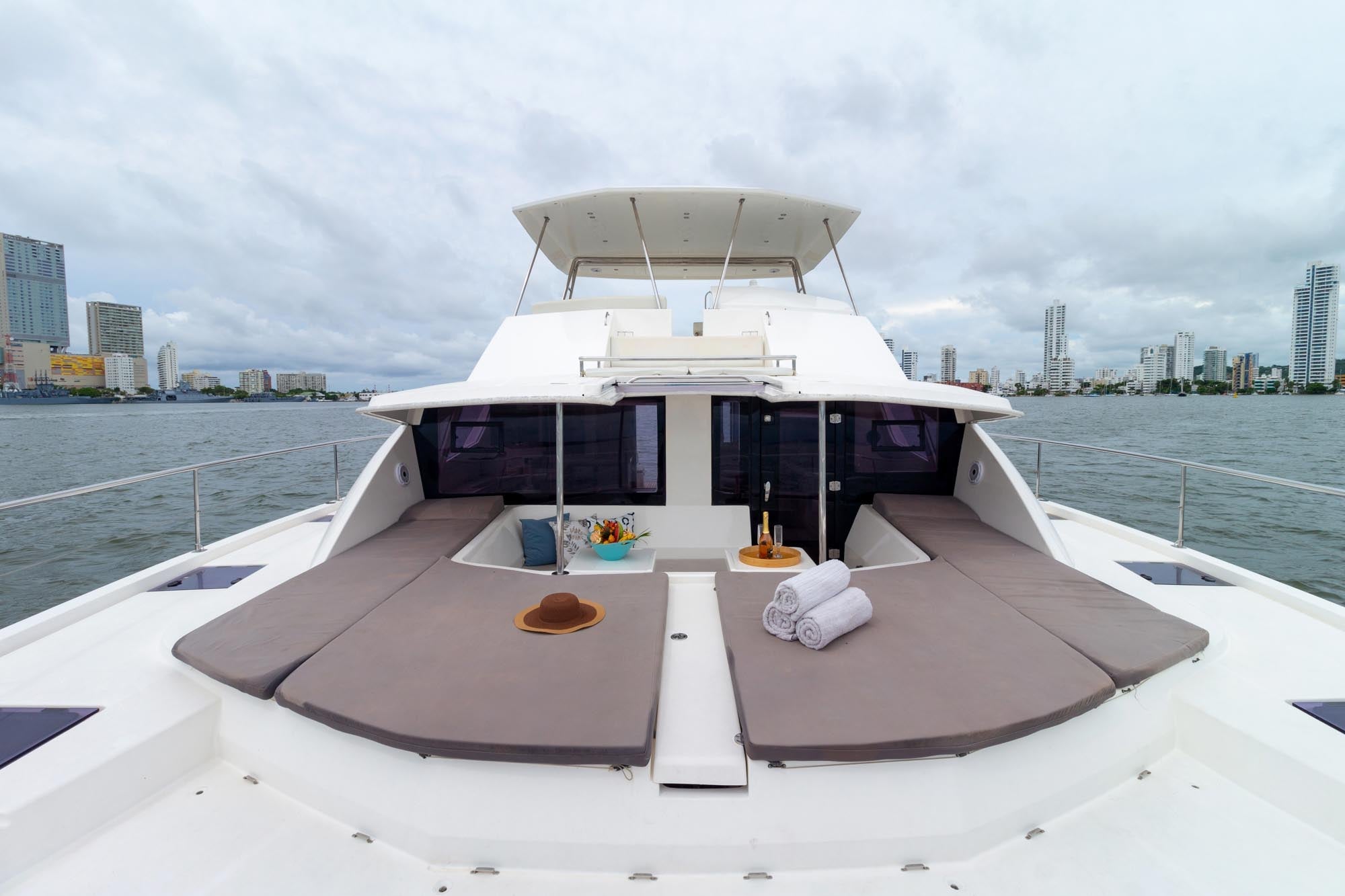 Valhalla Luxury Leopard 51 Yacht Charter in Cartagena - Cartagena Day Tours