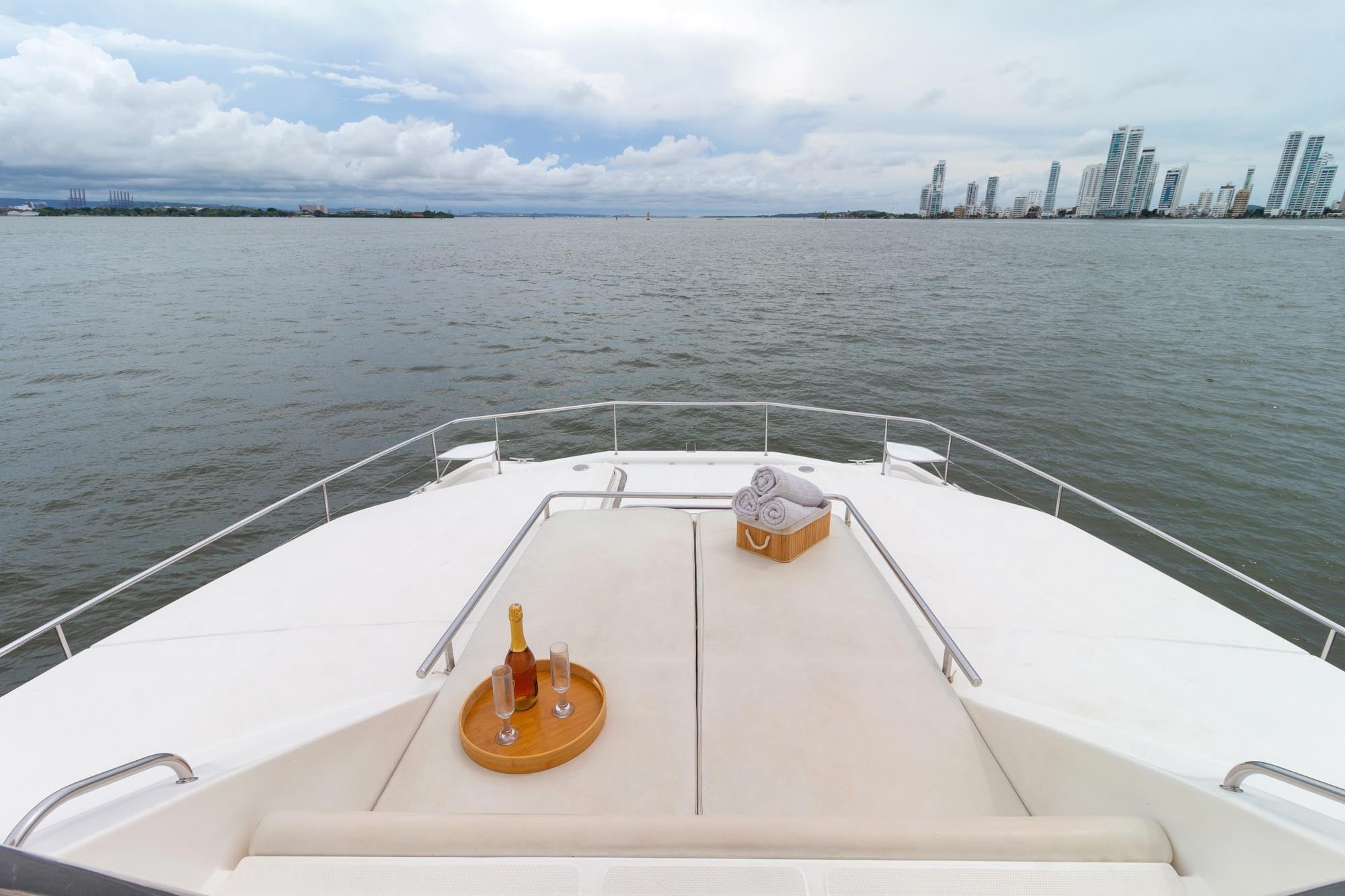 Valhalla Luxury Leopard 51 Yacht Charter in Cartagena - Cartagena Day Tours