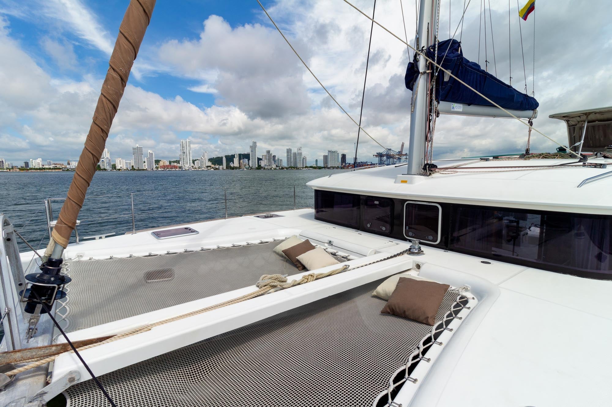 Xem 3 Luxury Lagoon 400 Catamaran Charter in Cartagena - Cartagena Day Tours
